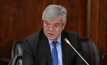 吉国国务秘书卡斯曼别托夫宣布离职