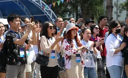 比什凯克交通拥堵问题引热议 吉议员提议将高校迁至坎特