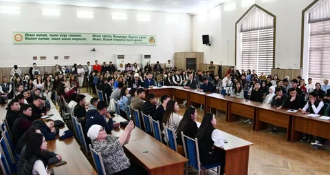 23_TWKFy9D.max-1920x1080.format-webp