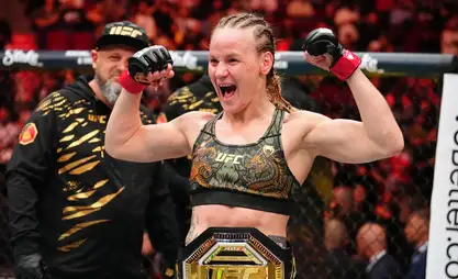 舍甫琴科在UFC 315上卫冕冠军腰带