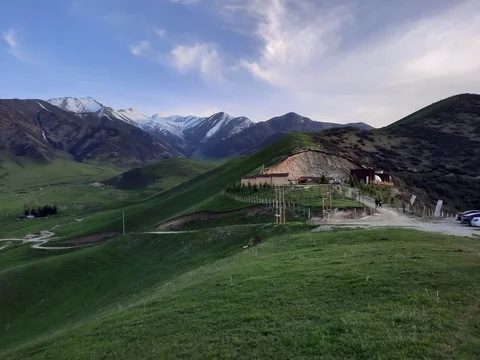 52242468560732_AvTGdOt.max-2560x1440.format-webp.jpegquality-90.webp