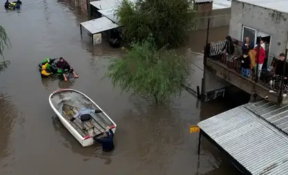 阿根廷洪灾已致7500余人紧急疏散