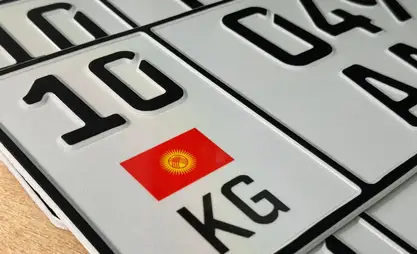 拥有外国车牌的车辆所有人须在10月1日前完成合法化