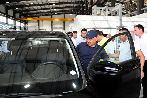 image11_Cy29nf.max-2560x1440.format-webp.jpegquality-90