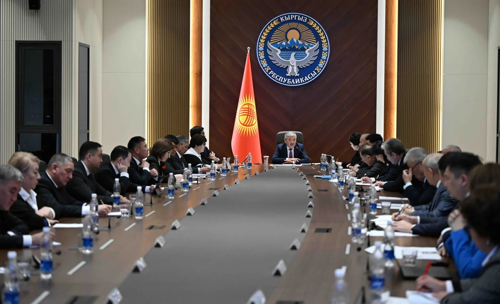 内阁委员会会议审议支持科研与地质领域相关措施- 吉尔吉斯斯坦国家通讯社