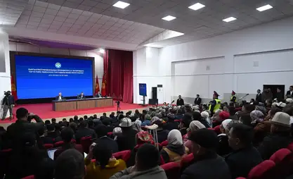 萨德尔·扎帕罗夫会见托古兹-托罗乌兹区居民