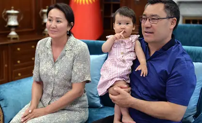 萨德尔·扎帕罗夫总统将在吉与家人迎接新年