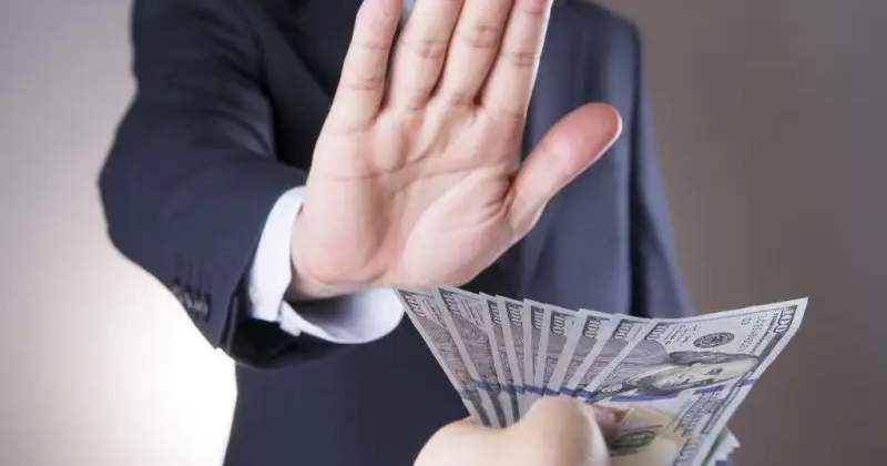 穆卡诺娃:总统的政治意志应成为官员的个人责任