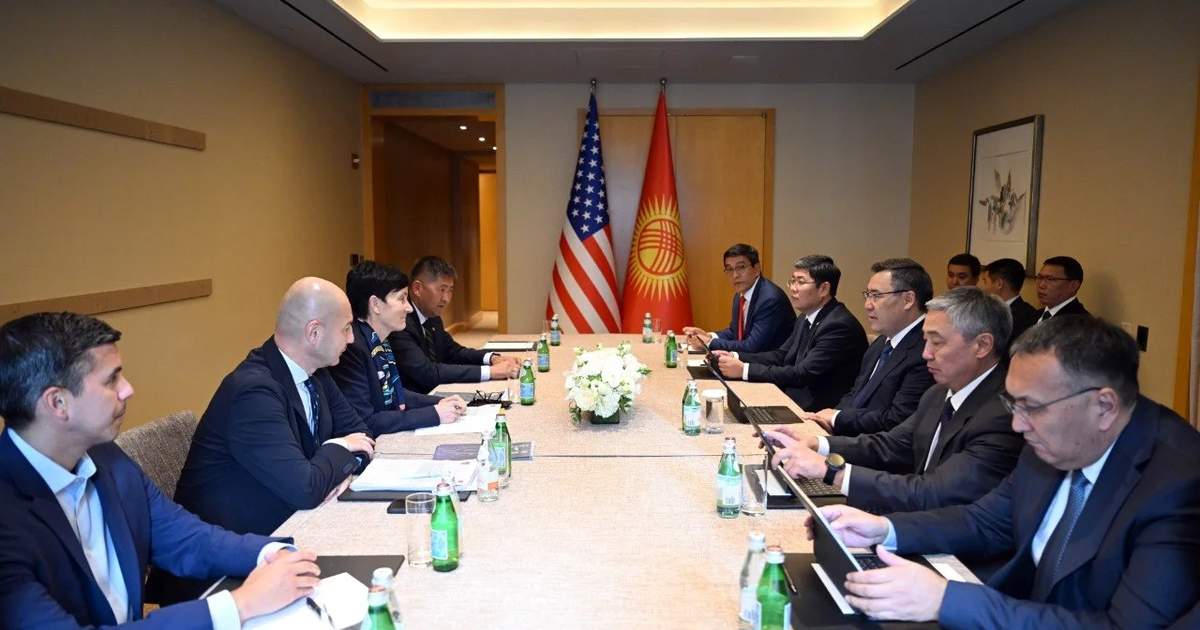 萨德尔·扎帕罗夫会见美国花旗银行董事总经理
