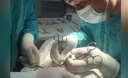 比什凯克国家妇幼保护中心外科医生成功为两名婴儿实施皮肤移植手术