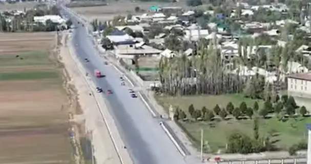 吉尔吉斯斯坦贾拉拉巴德通往乌兹别克斯坦边境的道路完成沥青铺设