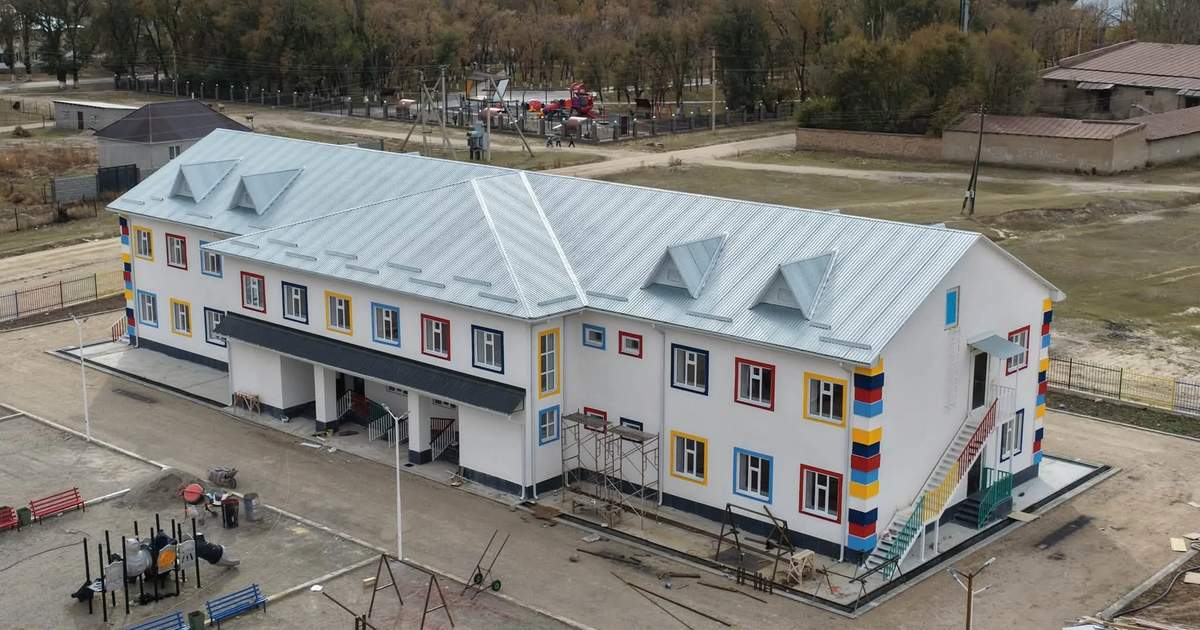 吉伊塞克湖州通斯克区一所100个床位的幼儿园建设接近完工