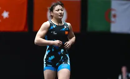 梅里姆·朱马纳扎罗娃晋级世界摔跤锦标赛决赛