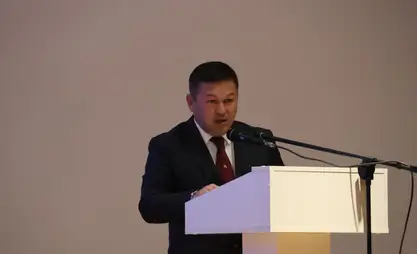 吉劳动部：一年内官方失业人数减少22%