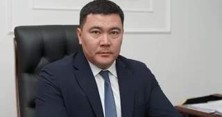 阿克尔·托克托巴耶夫解读采矿行业相关要求