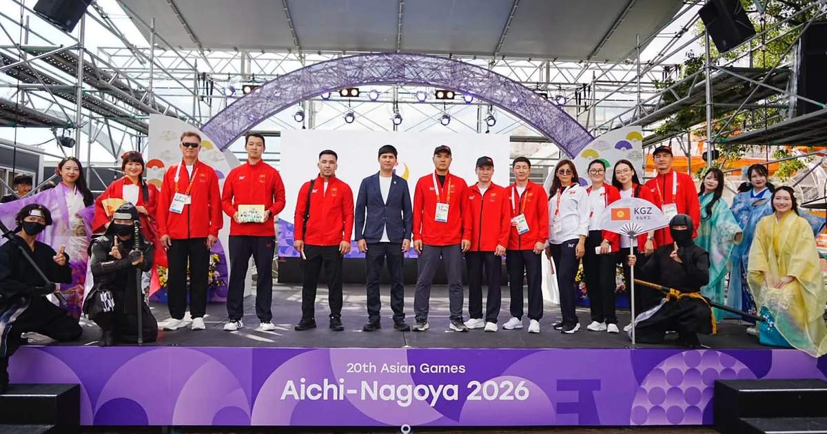 吉尔吉斯斯坦国旗在日本亚运会上升起
