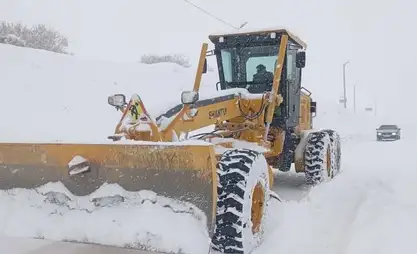 交通部通报山口情况：暴风雪、积雪严重，清雪持续进行