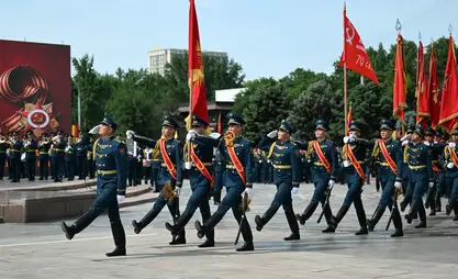 多国领导人向吉总统和人民致胜利日祝贺