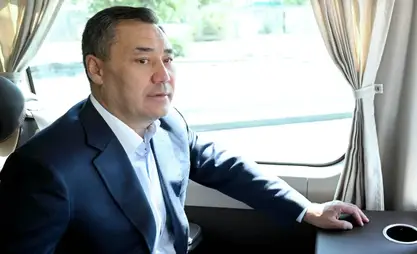 扎帕罗夫总统检查“玛纳斯”国际机场翻修竣工准备情况