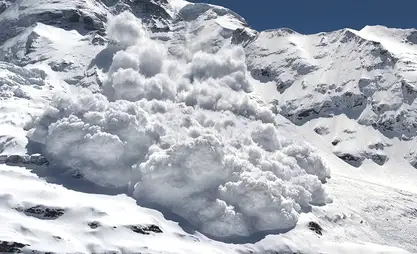 吉尔吉斯斯坦山区公路预计将发生雪崩和结冰现象