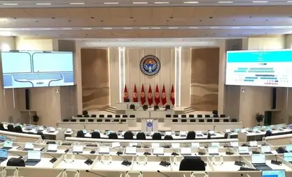 吉尔吉斯斯坦第八届议会第二会期正式开始