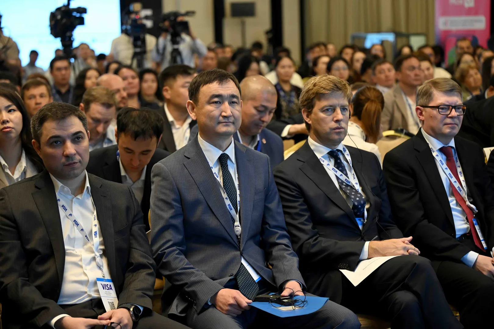 {{item.title }}