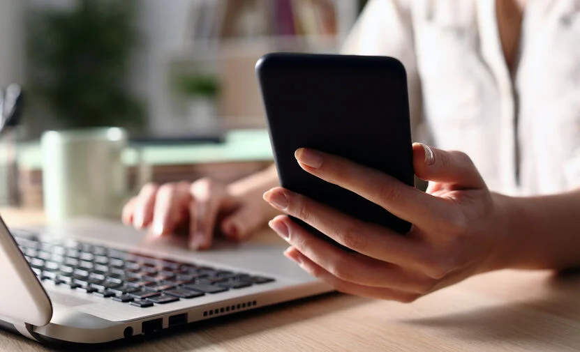 stalo-izvestno-kogda-skorost-domashnego-interneta-v-rossii-vyrastet-v-100-raz-gazeta-ru-novosti