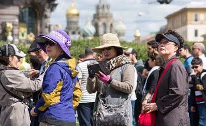 tourists-main-e1538040181284.max-1920x1080.format-webp.webp