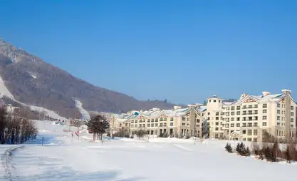 “我们也要在热爱的吉尔吉斯斯坦建设这样的滑雪度假区”萨德尔·扎帕罗夫谈中国度假区